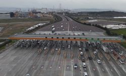 Bayram döneminde otoyol ve köprülerden 12,3 milyon araç geçti