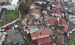 İstanbul'da İki Bina Çöktü ! Arama Kurtarma Devrede