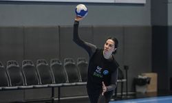 Bursa Büyükşehir Belediyespor Kadın Hentbol Takımı, şampiyonluğa odaklandı