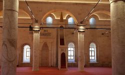 Depremde hasar alan Selahaddin Eyyubi Camisi, bayramda ibadete açılacak