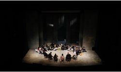 Diyarbakır Devlet Tiyatrosu perdesini gözler için değil, kalpler için de açıyor