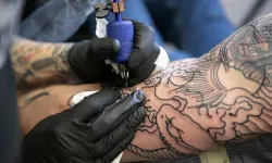 TBMM'ye Sunuldu: Dövme ve Piercinge Hapis Cezası!