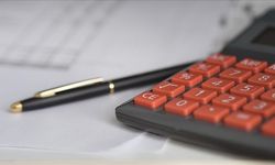 Ekonomik güven endeksi martta aylık yüzde 2,8 azalarak 97,9 oldu