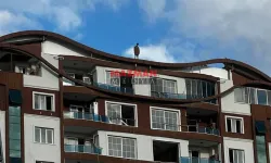 Antakya’da İntihar Girişimi: Apartmana Çıkıp Kendini Atmak İstedi!