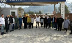 Antakya'da Geçinemeyen Esnaf Kepenk İndirdi: "Sesimizi Kimse Duymadı"