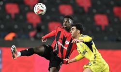 Fenerbahçe, Süper Lig'de yarın sahasında Gaziantep FK ile karşılaşacak