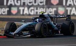 Formula 1'de sezonun ikinci etabı Çin Grand Prix'sini Kimi Antonelli kazandı