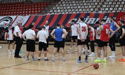 Gaziantep Basketbol'da hedef yeniden liderlik koltuğuna oturmak