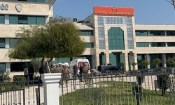 GÜNCELLEME 2 - Antalya'da Kepez Hükümet Konağı'nda silahla ateş eden kişi teslim oldu