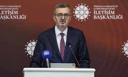 İletişim Başkanı Duran, İsrail'in Mescid-i Aksa'da bayram namazını kılmak isteyenlere saldırısını kınadı