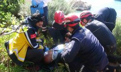 İncir ağacı hayatını kurtardı: Falezlerde 20 metre yükseklikten düşen adam yaralandı