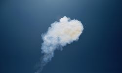 İran Devrim Muhafızları: Netanyahu'nun ofisi Hayber füzeleriyle hedef alındı