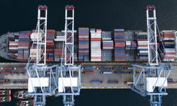 İran'ın Hürmüz Boğazı'nı kapatmasıyla bölge ülkeleri alternatif ihracat yolu arayışında