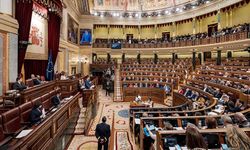 İspanya Meclisi, küresel enerji ve ekonomik krize karşı alınan önlemlere onay verdi