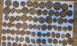 İtalya'ya kaçırılmak istenen tarihi eserleri şoför kabinindeki sıra dışı yoğunluk ele vermiş