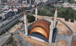 İzmir'de 5 bin kişilik Hacı Mustafa Tekinalp Camisi açılışa hazırlanıyor