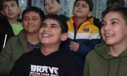 Hatay'da Çocuklar Camilerden "Kabede Hacılar" İlahisini Okudu!