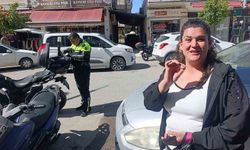 Kasktan ceza yememek için plakasını kapattı, yediği cezayı görünce hayatının pişmanlığını yaşadı