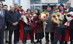 Kayağın 'özel ikizleri' Fransa'dan 6 madalyayla memleketlerine döndü