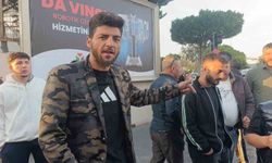 Kırmızı ışıkta geçen kamyonet ile otomobilin çarpışma anı kamerada: 1 yaralı