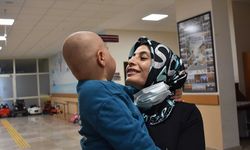 Küçük Alperen ablasından yapılan kemik iliği nakliyle 'bayram' etti