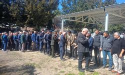 Kumluca'da Kıbrıs gazisi Karakuş, son yolculuğuna uğurlandı