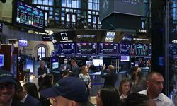 Küresel piyasalar, petroldeki sert yükselişlerin etkisiyle haftaya negatif başladı