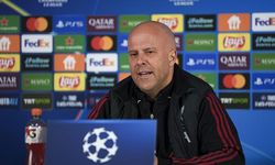 Liverpool Teknik Direktörü Slot: Galatasaray'ın ilerdeki üç oyuncusu da çok hızlı