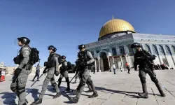 İsrail'in Mescid-i Aksa'yı İbadete Kapatması Protesto Edildi