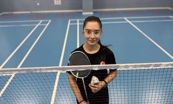 Milli badmintoncu Beril'in hedefi Avrupa'da kürsü