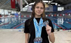 Milli yüzücü Derin Anbarlı'nın hedefi uluslararası organizasyonda madalya almak