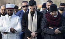 New York Belediye Başkanı Mamdani, görevdeki ilk bayram namazını kıldı