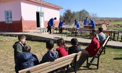 Şanlıurfa'da meslek lisesi öğrencileri her ay bir kırsal okulu yeniliyor