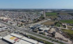 Tarsus'ta çiftçileri sevindiren yol çalışması