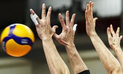 Voleybol Efeler Ligi'nde 'normal sezon' sona eriyor