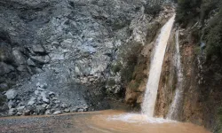 Hatay’da Mucize Gibi Dönüş! Kuruyan Şelale Tekrar Coştu