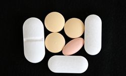 ABD, bazı ithal patentli ilaçlara yüzde 100 gümrük vergisi getirirken metal tarifelerini düzenledi