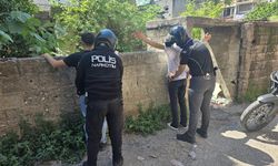 Adana metruk binalarda uyuşturucu denetimi yapıldı