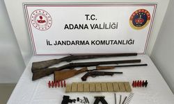 Adana'da ruhsatsız 3 av tüfeği ve tabanca ele geçirildi