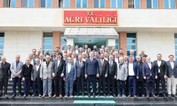 Ağrı Valisi Hataylı Hemşerilerini Ağırladı!