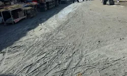 Akşam Pazarı Yine Bataklık İçinde: Giderilemeyen Soruna Tepkiler Sürüyor!