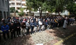 Alanya'da Kahramanmaraş'taki okul saldırısında ölenler için gıyabi cenaze namazı kılındı