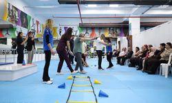 Antalya'da Parkinson hastalarına yönelik eğitim düzenlendi