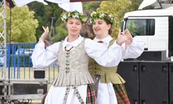 Antalya'ya 9 ülkeden gelen çocuklar 23 Nisan'ı kutladı