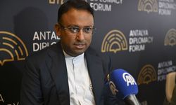 Bangladeş Başbakanı'nın Danışmanı Kabir'den Orta Doğu'daki gerilime karşı diplomasi vurgusu: