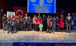 Bucak'ta 'Eğitim ve Aile' konulu konferans düzenlendi