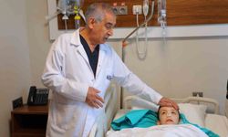 Burun tıkanıklığı ve işitme kaybı şikayetiyle gitti, ameliyatta dev bir polip çıkartıldı