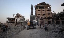 Filistin'in, Gazze'deki soykırımla kaybolan 11 bin 200 kişiyi bulmak için kurduğu ekip çalışmalara başladı