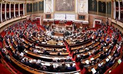 Fransa'da İsrail'i eleştirmeyi 'Yahudi karşıtlığı' gibi gösteren tartışmalı tasarısı geri çekildi