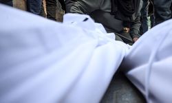 Gazze'de İsrail askerlerinin açtığı ateş sonucu ağır yaralanan Filistinli çocuk hayatını kaybetti